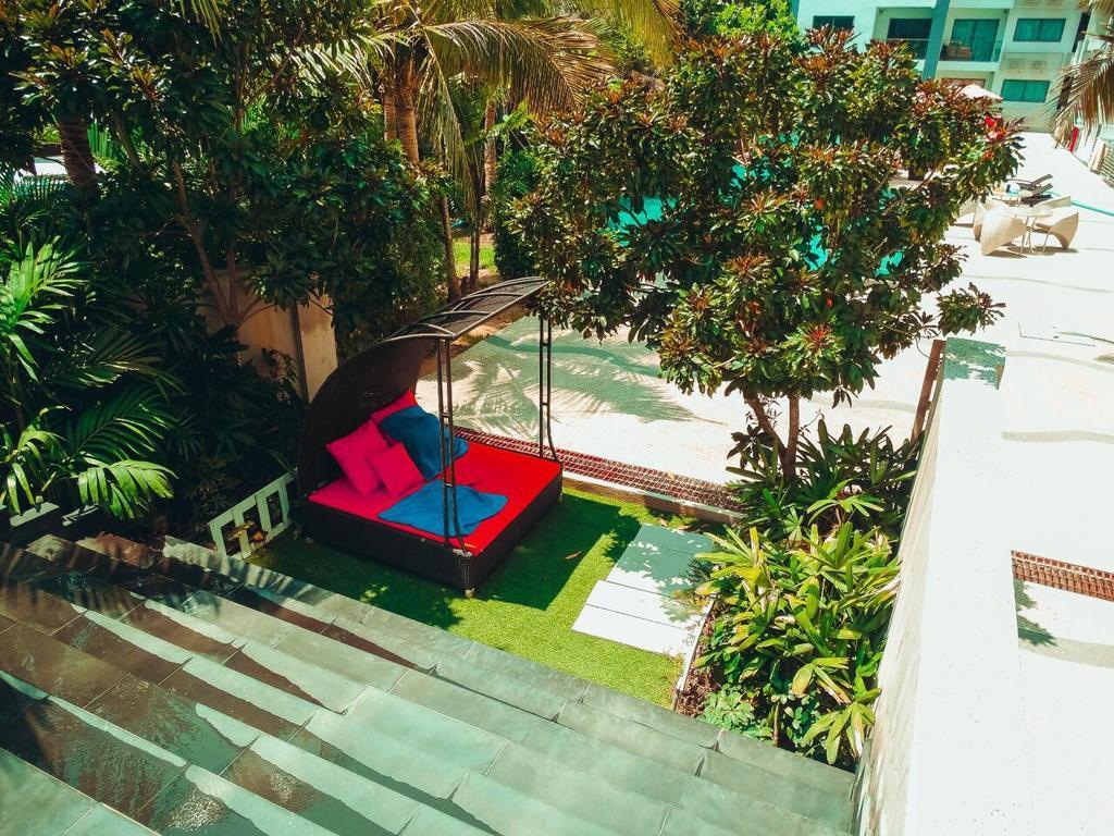 Club Royal suites Pattaya Extérieur photo